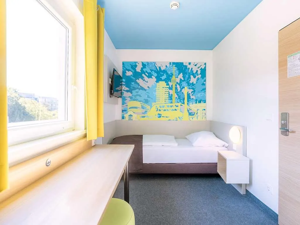 B&B Hotel Stuttgart-City Grafenau