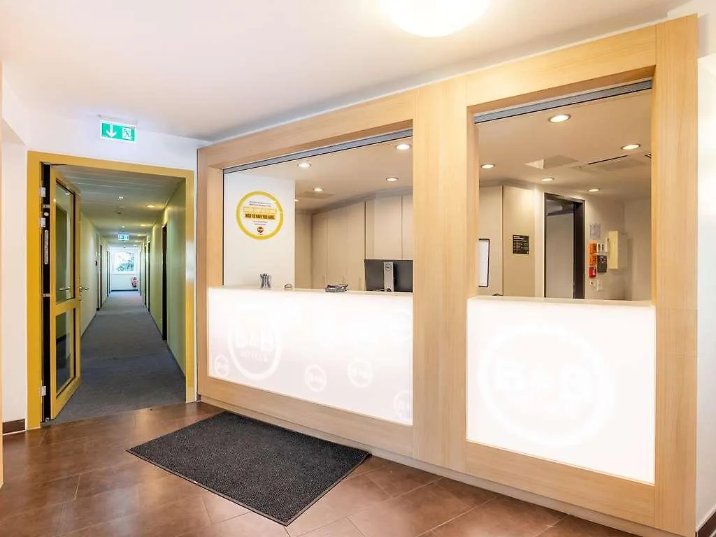 B&B Hotel Stuttgart-City Grafenau